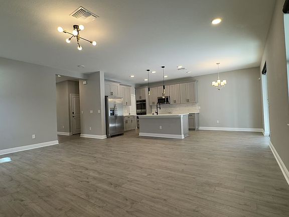 5th image of 31810 Asbury Ave