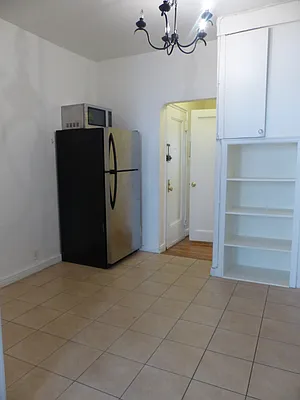 Rented by Immac Realty | media 10