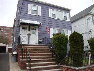 2nd image of 166 Bellevue St