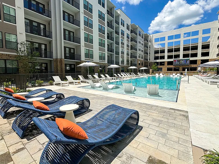 Legacy Cool Springs Apartments — Photo 28