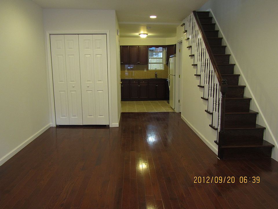 Living room 01