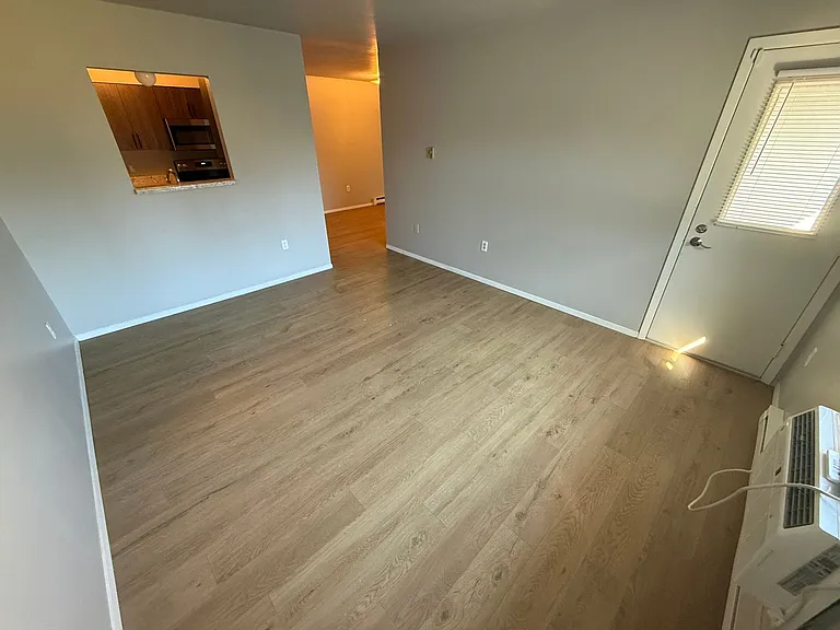 3278 N Dousman St — Photo 29
