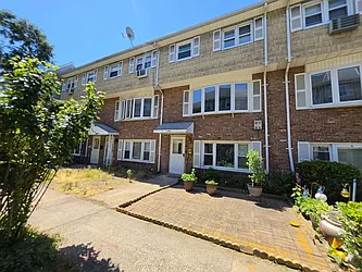 9 Elna Court