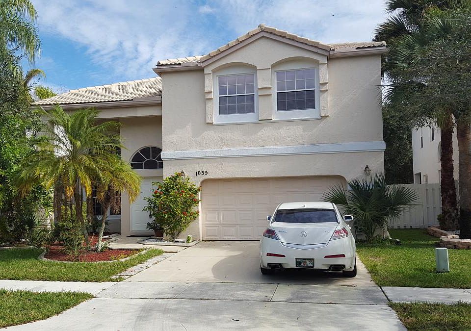 1st image of 1035 NW 155th Ter