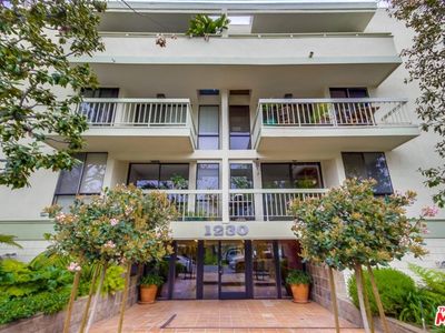 1230 N Sweetzer Ave APT 202, West Hollywood, CA, 90069