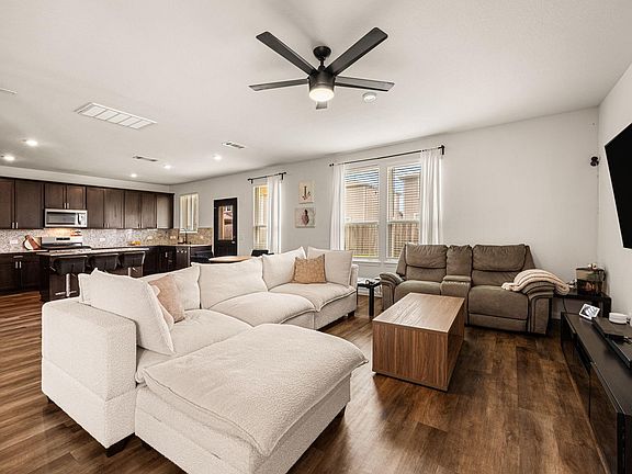 3rd image of 10820 Forbes Brook Drive