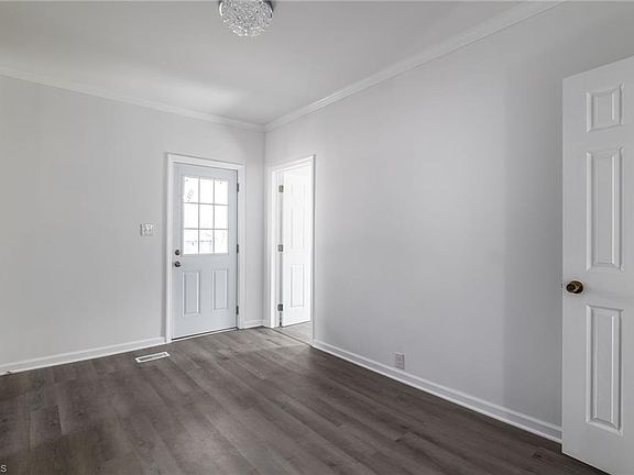 4th image of 629 Park Ave