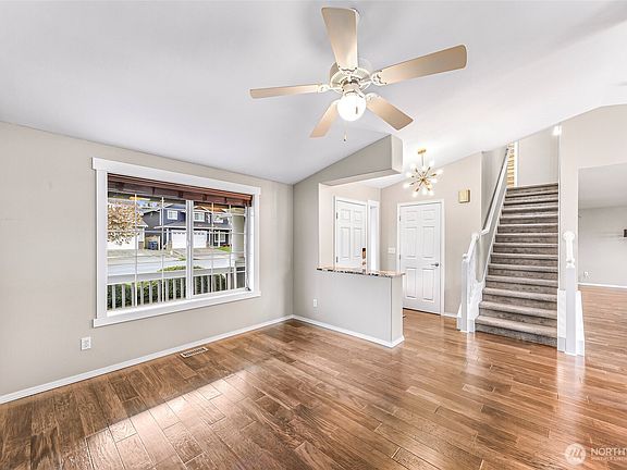 5th image of 7404 30th Street NE