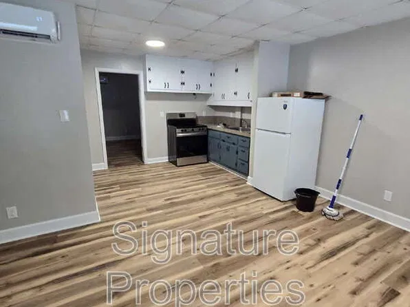 773 Long Point Rd APT 5, Hague, VA 22469