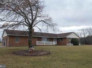 1245 Locust Ln, Littlestown, PA 17340