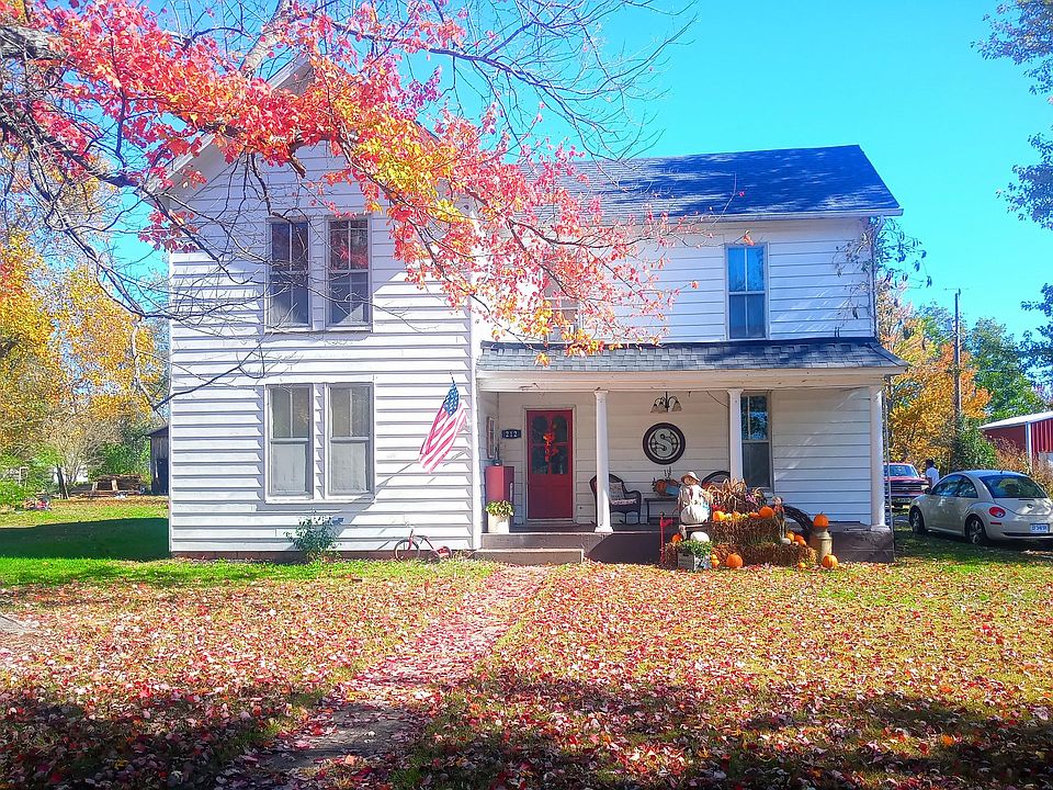 1st image of 212 N Main St