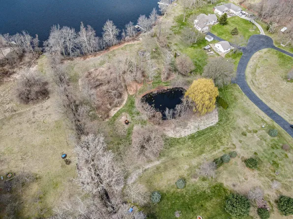 Merriman Lake Dr, Bangor, MI 49013