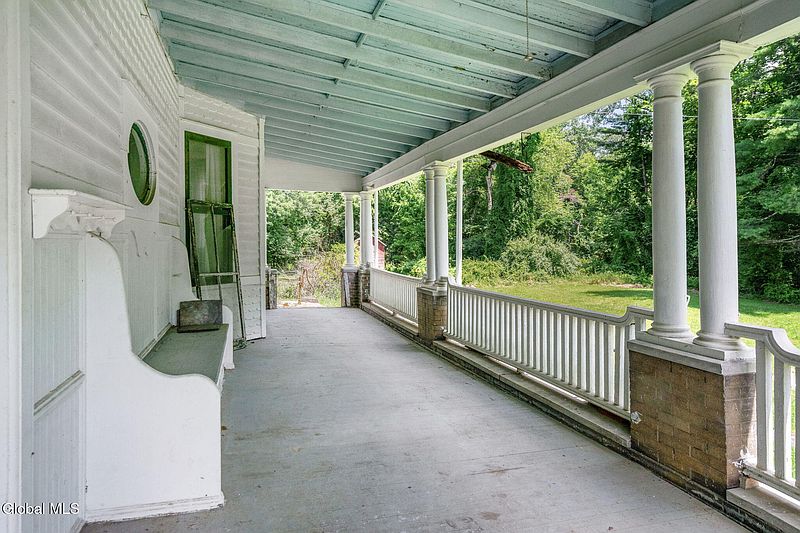 5th image of 29 Mullens Road