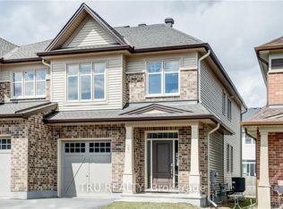 23 Merrill St, Ottawa, ON K2S 2J8