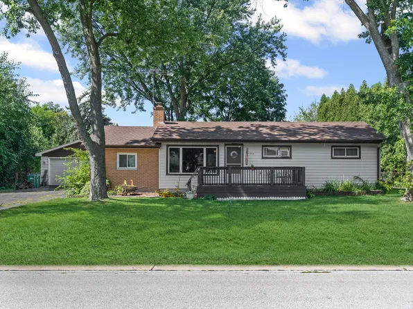 1S310 Euclid Ave, Villa Park, IL 60181