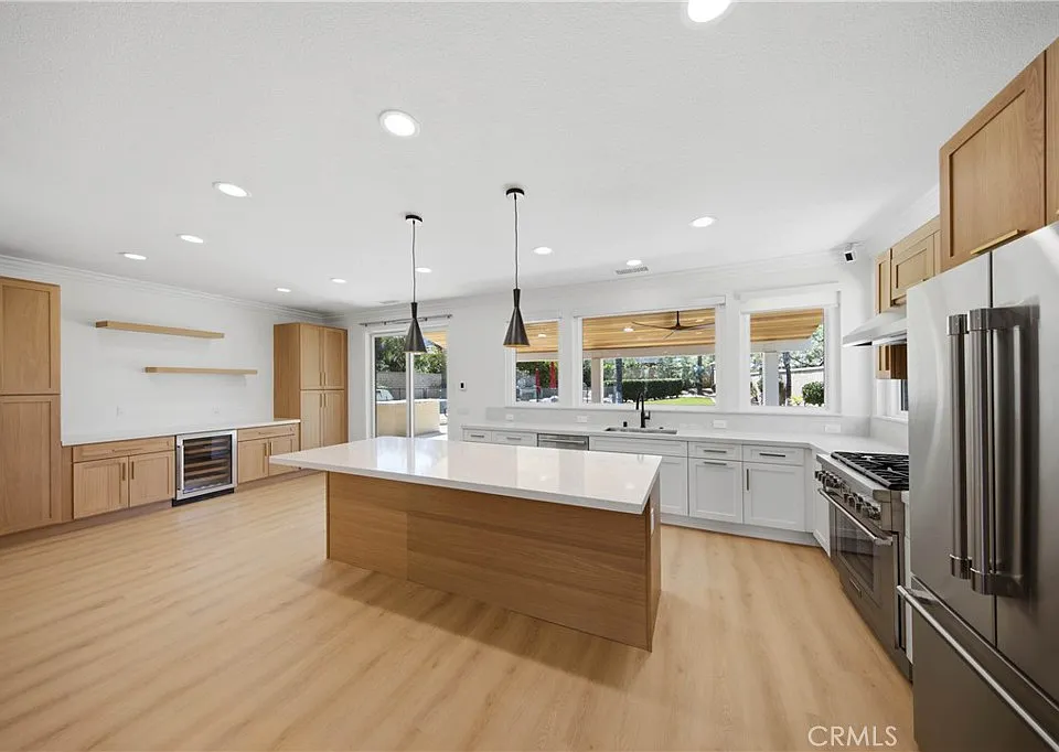 1806 Willowbluff Dr