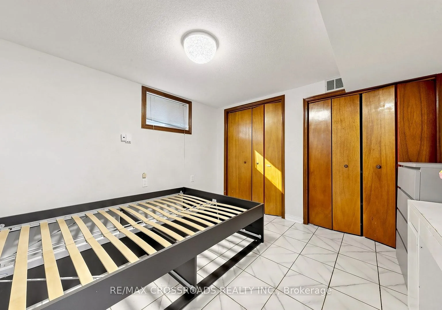 1 bed, $900 — Photo 4