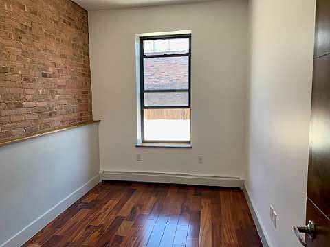 5th image of 100 Edgecombe Ave #1R