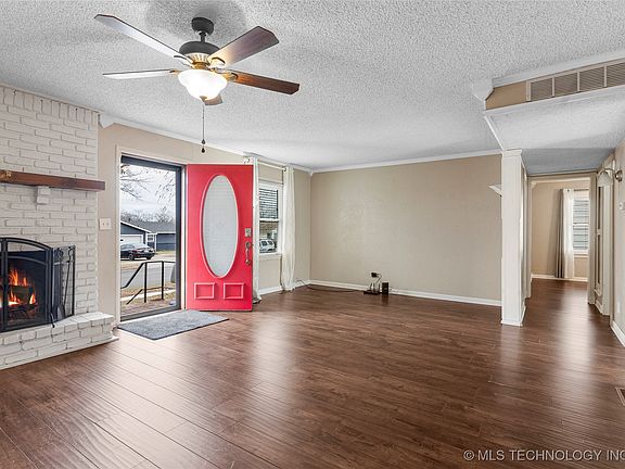 5th image of 4816 S Lawton Ave