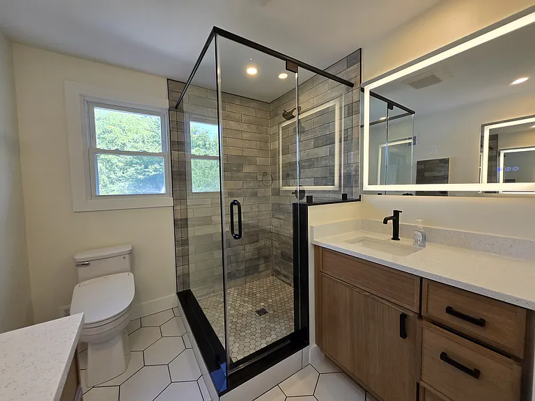 2949 Rosemary Ln — Photo 5