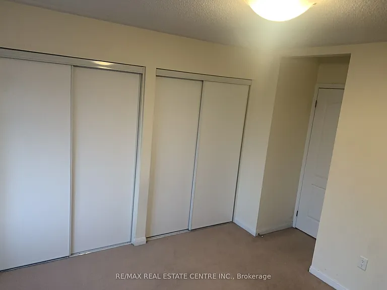 6020 Derry Rd #4 — Photo 9