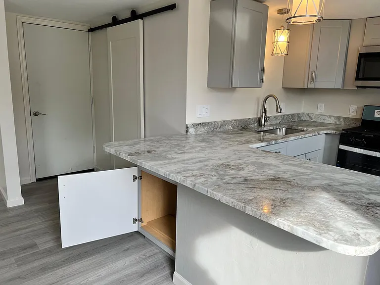 71 Old Glenham Rd #STUDIO — Photo 11