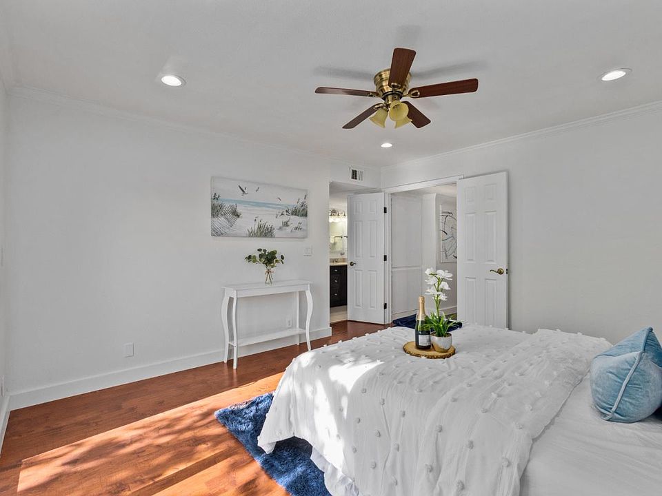 1st image of 3155 Payne Ave APT 18