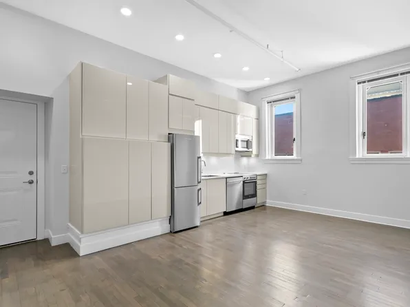 132 Temple St, New Haven, CT