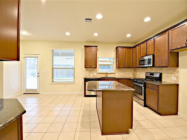 2445 Etta May Ln — Photo 11