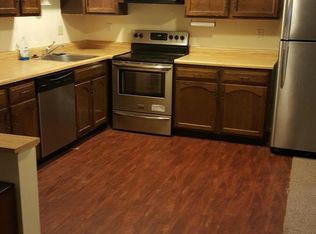 613 Monroe St APT 4, Pacific, MO 63069