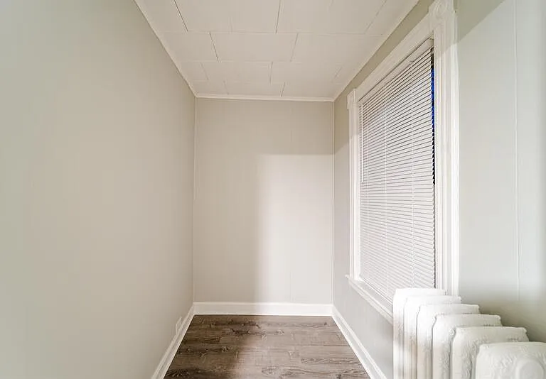 139 N Pine Ave — Photo 26