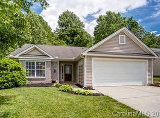 566 River View Dr, Lowell, NC 28098