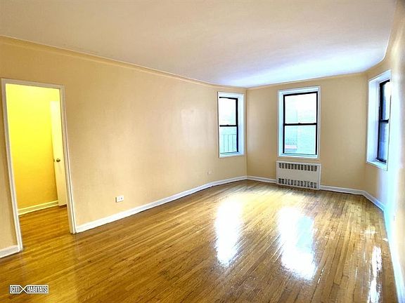 5th image of 180 E 17th St APT 211