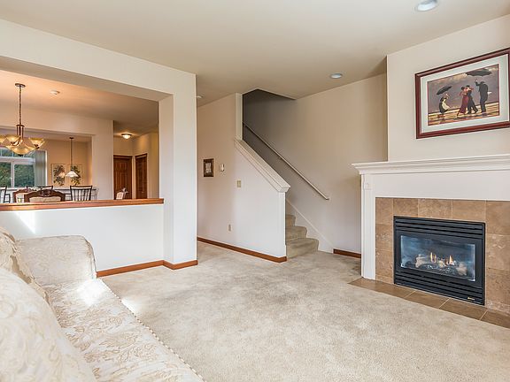 3rd image of 18512 36th Ave W APT A