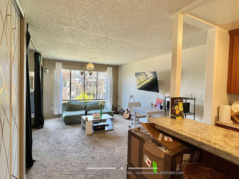 8 Admiral Dr #424 — Photo 11