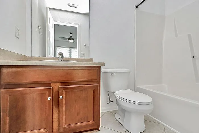 525 Donatello Ave #525 — Photo 28
