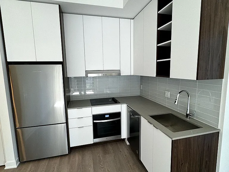 543 Richmond St W #LP22 — Photo 4