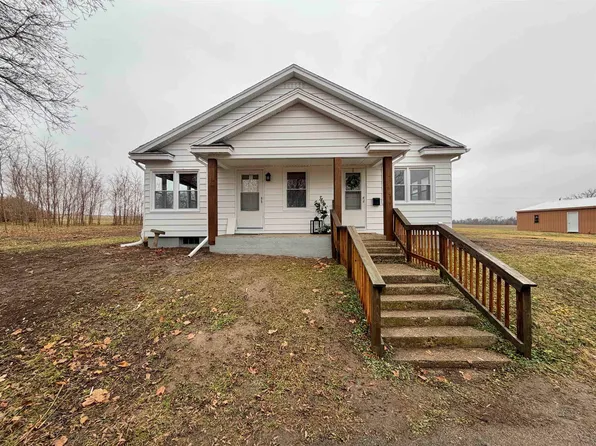 1011 N Limekiln Rd, Oregon, IL 61061