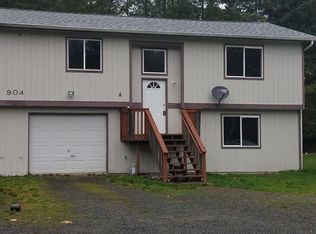 904 E Phillips Lake Rd #A, Shelton, WA 98584