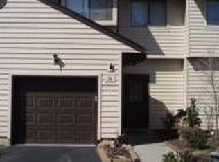 8 Cardinal Ln #C008, Newton, NJ 07860