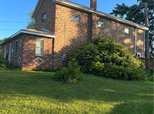 1179 Hendersonville Rd, Sandy Lake, PA 16145