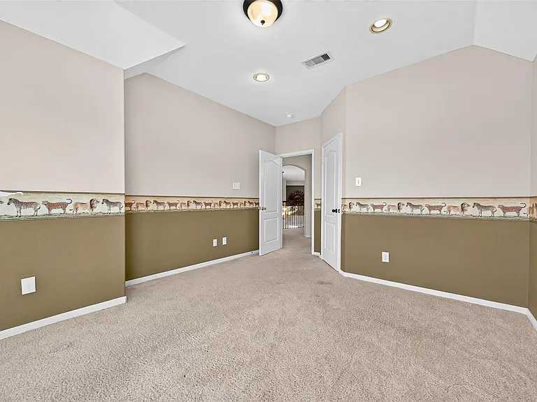 9735 Lansing Meadows Dr — Photo 43