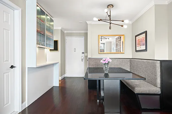 Sold by Compass | media 6