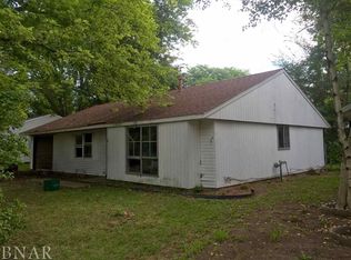 1208 Lanore Dr, Urbana, IL