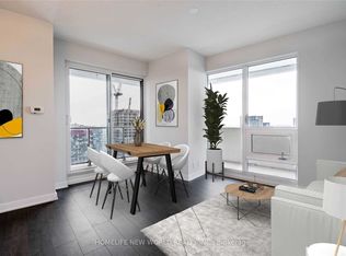 2221 Yonge St #3802, Toronto, ON M4S 0B8