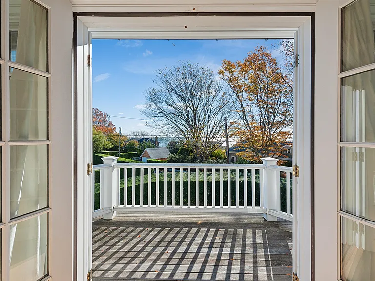31 Ocean View Ave — Photo 18