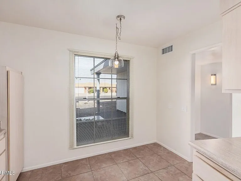 10641 W Boswell Blvd — Photo 17