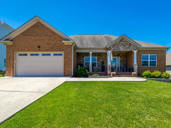 7515 Nightfall Cir, Ooltewah, TN 37363