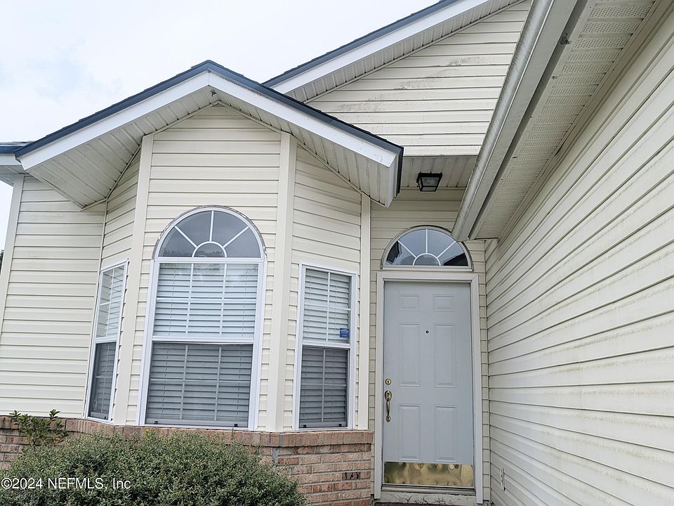 1st image of 3383 MILLCREST Drive