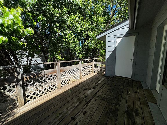 3rd image of 2802 NE 9th St APT A5